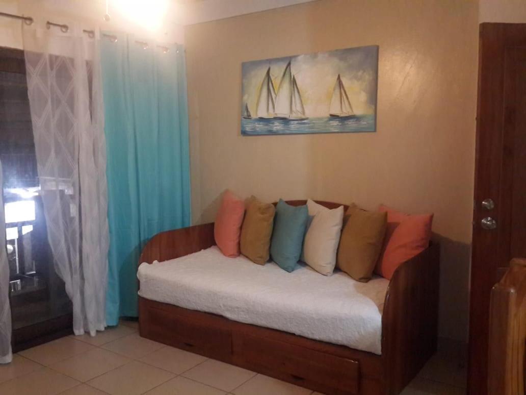 Hotel Y Restaurante Cesar Mariscos Tela Ngoại thất bức ảnh