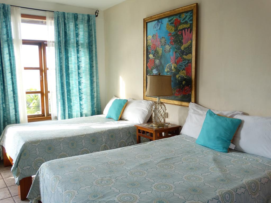 Hotel Y Restaurante Cesar Mariscos Tela Phòng bức ảnh